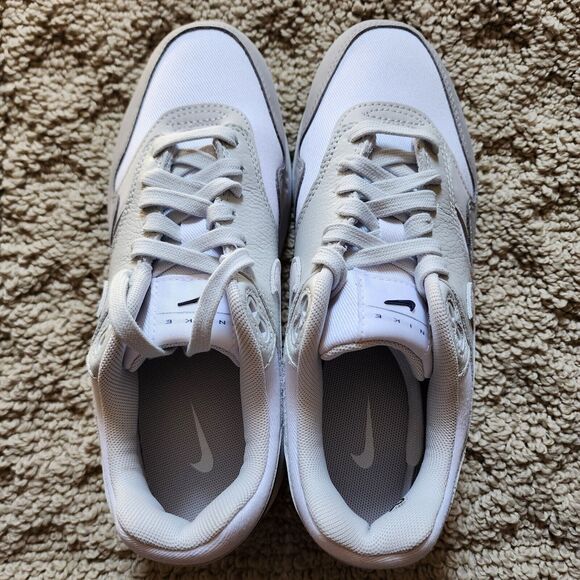 Wmns Nike Air Max 1 '87 LX Light Smoke Grey Brand New Sz 7 - Picture 5 of 8